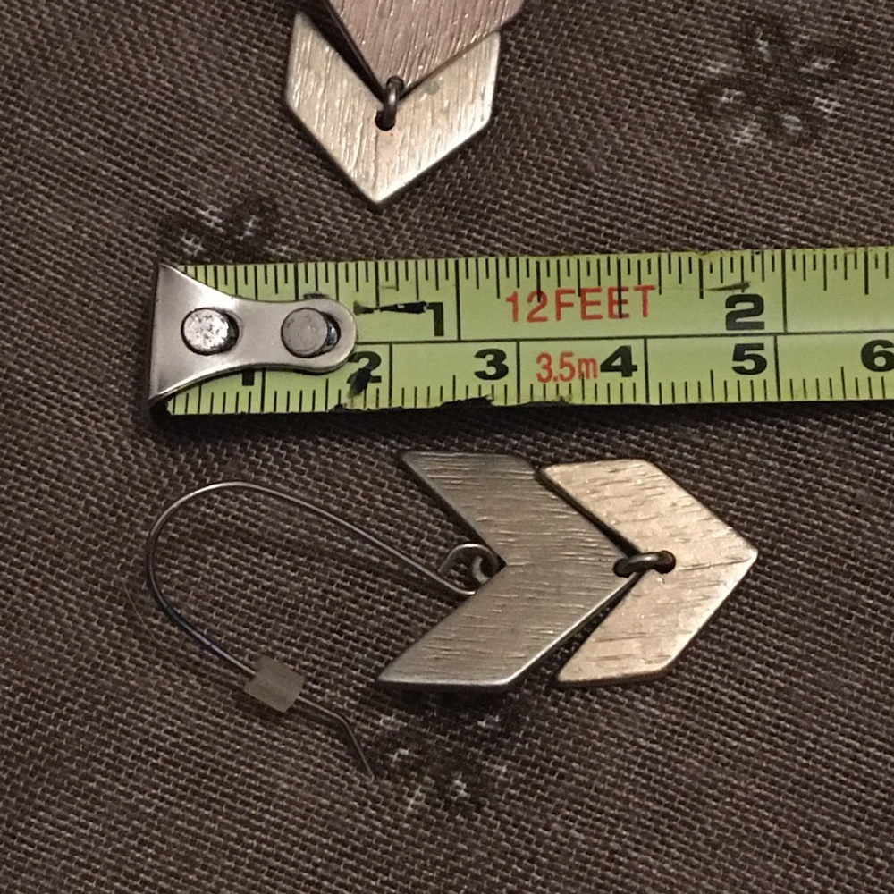 Vintage Arrow Dangle Hook Earrings - Picture 6 of 6